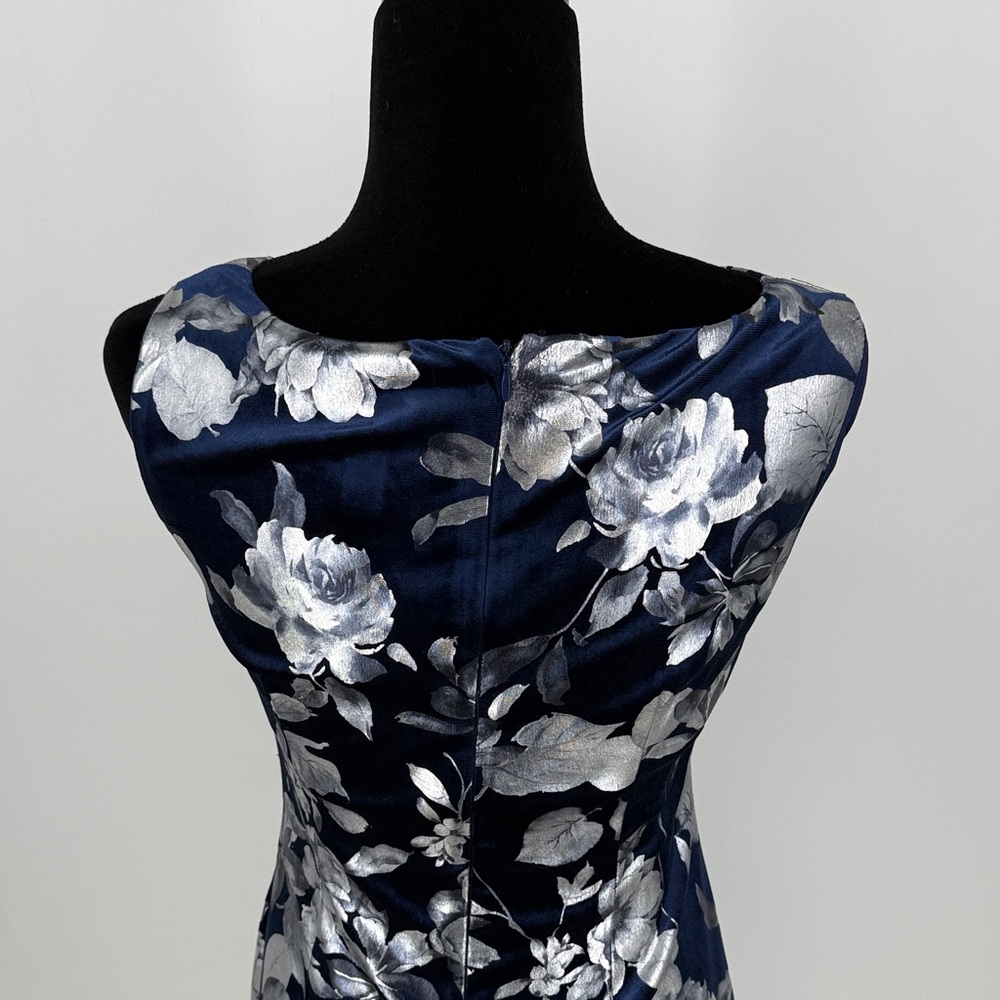 Adrianna Papell asymmetric foil velvet Floral Navy front slit  Dress size 4P - Picture 6 of 10